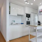 Апартаменты Sea Front In Center Марбелья