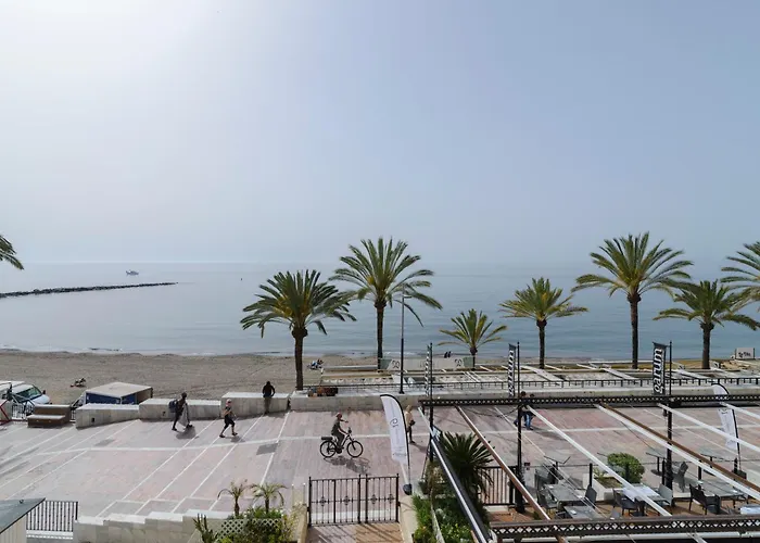 Apartament Sea Front In Center